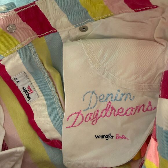 Wrangler X Barbie Wanderer Hi Rise Flare Jean Size 26 x 30 - Picture 9 of 11